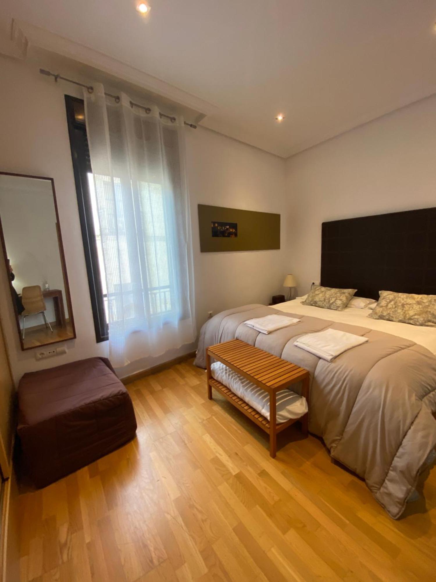 Apartamentos Caceres Exterior photo